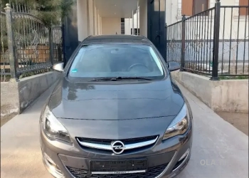 Opel Astra J,  2015