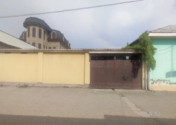 Комната в 4 комнатной квартире, 1/,
