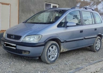 Opel Zafira,  2000