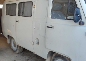 УАЗ 3162 Simbir,  2001