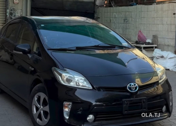 Toyota Prius,  2014