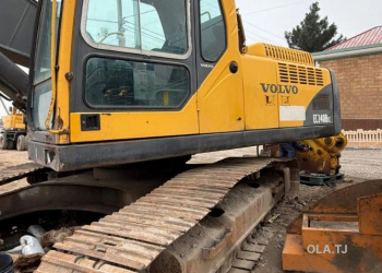 Экскаватор Volvo EC240C