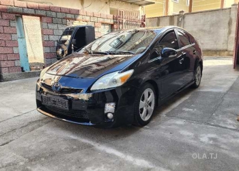 Toyota Prius,  2010
