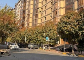 4 комнатная квартира, 9, 107 м²