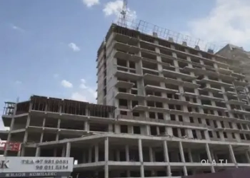 3 комнатная квартира, 9 этаж, 114 м²