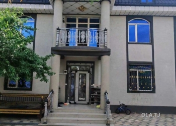 6 комнатная квартира, 2 этаж, 200 м²