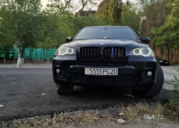 BMW X5,  2011