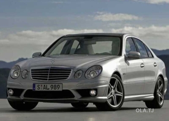 Лобовое стекло на Mercedes-Benz
