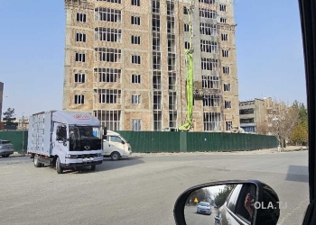 4 комнатная квартира, 3, 184 м²