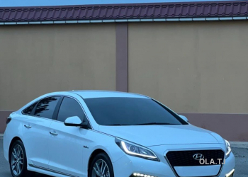 Hyundai Sonata,  2015
