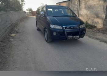 Микроавтобус Hyundai Starex, 2000