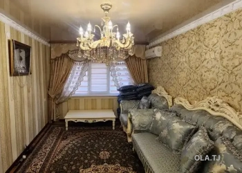 3 комнатная квартира, 2 этаж, 80 м²