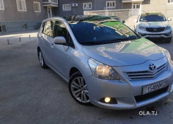 Toyota Verso,  2010
