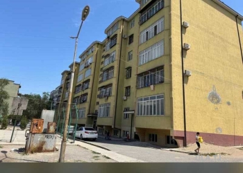 3 комнатная квартира, 6 этаж, 93 м²