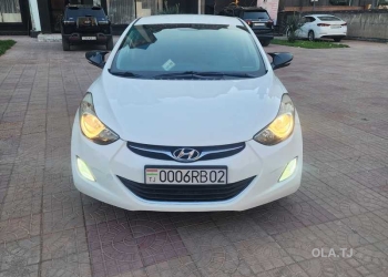 Hyundai Elantra,  2012