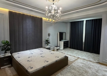 3 комнатная квартира, 6 этаж, 120 м²