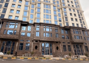 Помещение под свободное назначение, 260м², Оперка