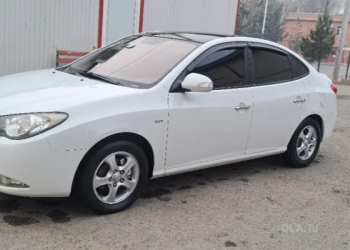 Hyundai Avante,  2010