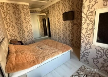 Комната в 4 комнатной квартире, 8/,