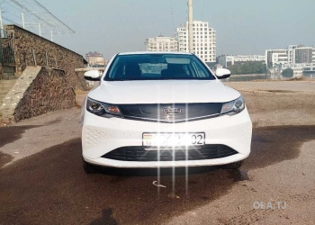 Geely Emgrand,  2024