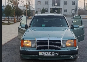 Mercedes-Benz W124,  1990