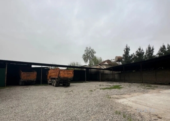 Помещение под свободное назначение, 1600м², Чимтеппа, мошинбозори пешина