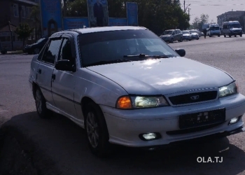 Daewoo Nexia,  1995