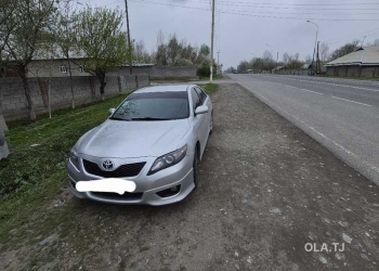 Toyota Camry,  2011