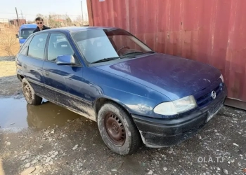 Opel Astra F,  1992