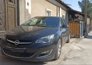 Opel Astra J,  2014