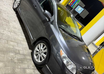 Toyota Corolla,  2010