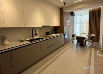 5 комнатная квартира, 10 этаж, 220 м²
