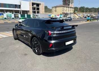 Zeekr 001,  2025