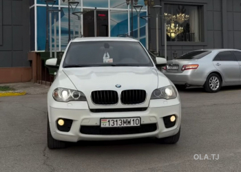 BMW X5,  2011