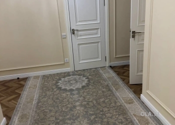 5 комнатная квартира, 4 этаж, 220 м²