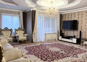3 комнатная квартира, 5 этаж, 136 м²