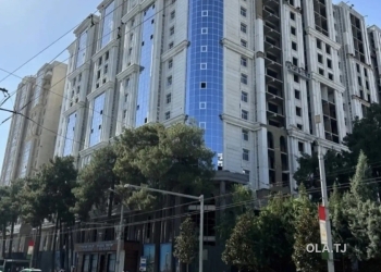 4 комнатная квартира, 13, 213 м²