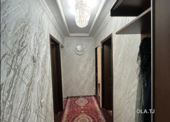 4 комнатная квартира, 3, 100 м²