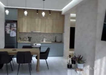 2 комнатная квартира, 8 этаж, 75 м²