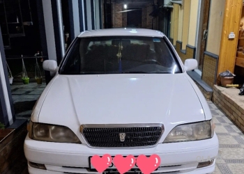 Toyota Cresta,  2000