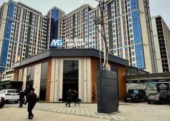 3 комнатная квартира, 16 этаж, 94 м²