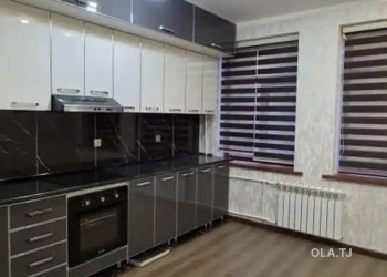 3 комнатная квартира, 2 этаж, 140 м²