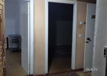 3 комнатная квартира, 2 этаж, 80 м²