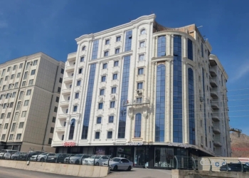 3 комнатная квартира, 3 этаж, 82 м²