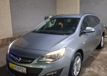 Opel Astra J,  2014