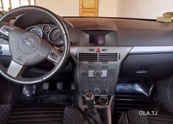 Opel Astra H,  2006