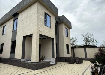 6 комнатная квартира, 4 этаж, 120 м²
