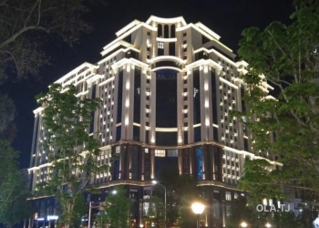 3 комнатная квартира, 5 этаж, 135 м²