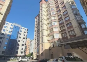 3 комнатная квартира, 8 этаж, 87 м²