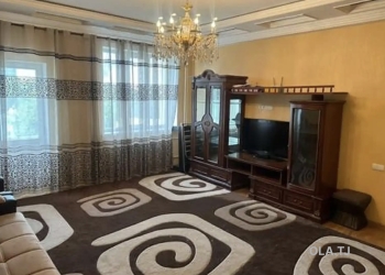3 комнатная квартира, 8 этаж, 120 м²